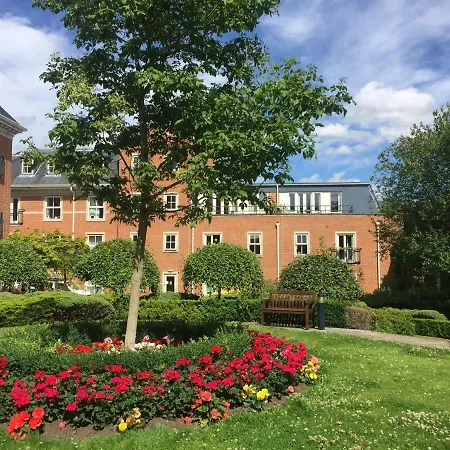 Beautiful Central Yo1 Pa Apartment York